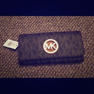 Michael Kors wallet